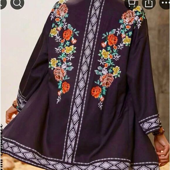 SHEIN Kimono Floral 🦃🦃🦃 - Picture 2 of 4